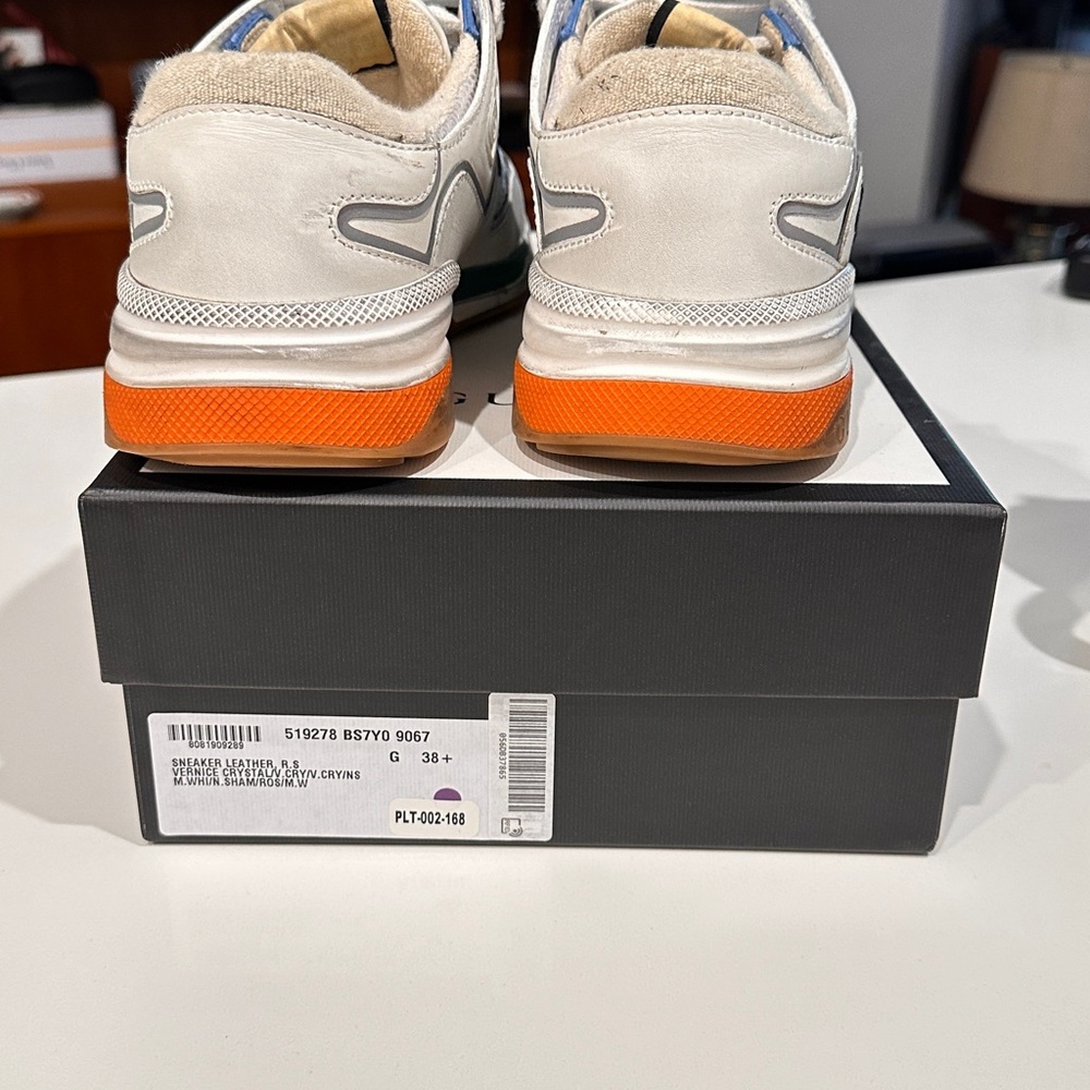 Gucci Ultrapace W Sneakers Gently worn size 38+ Free Shipping Original Box